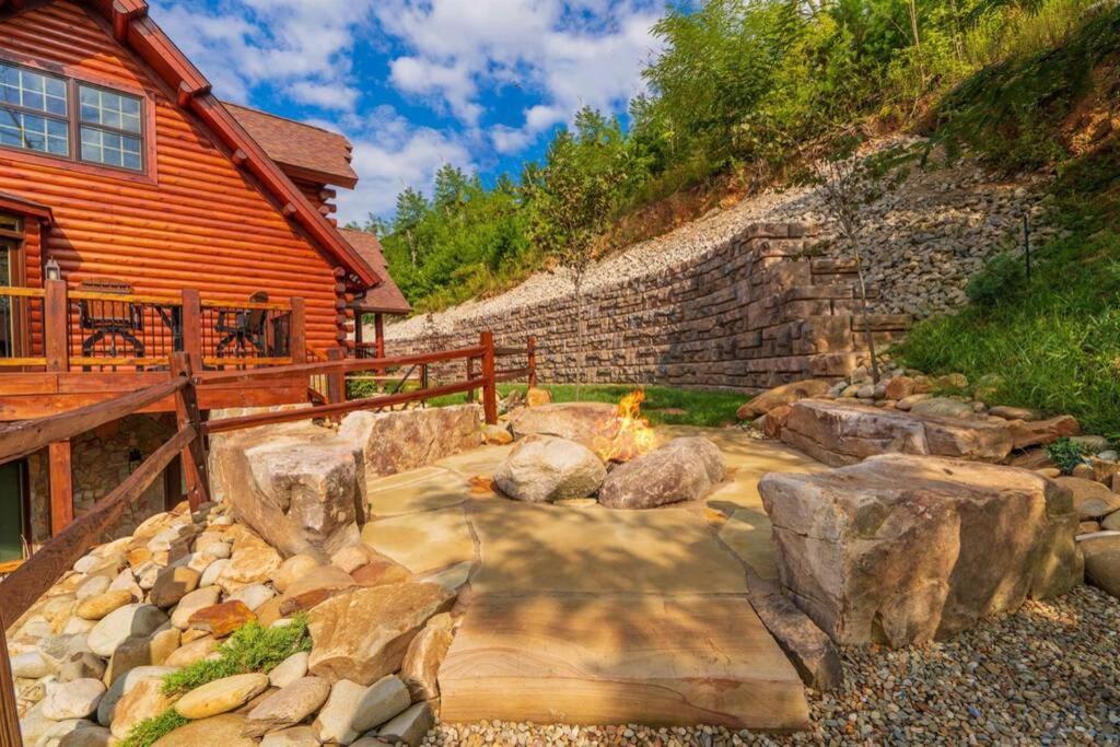 Roaring Fork Lodge Gatlinburg Eksteriør bilde