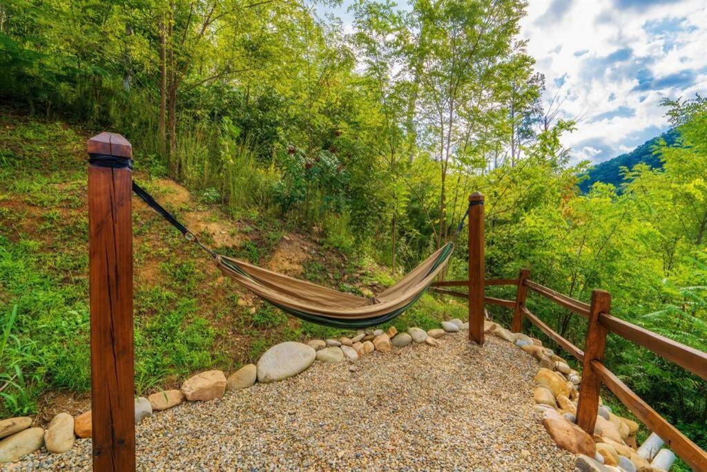 Roaring Fork Lodge Gatlinburg Eksteriør bilde